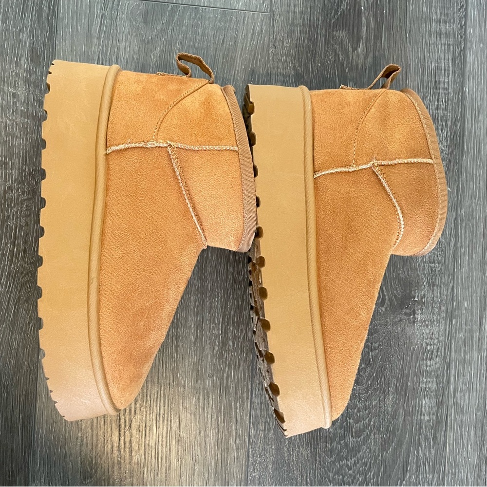 Woman’s Ankle Boot